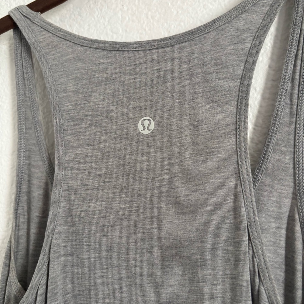 Lululemon Women's Heather Gray Sleeveless Refresh Maxi Dress - Picture 4 of 6